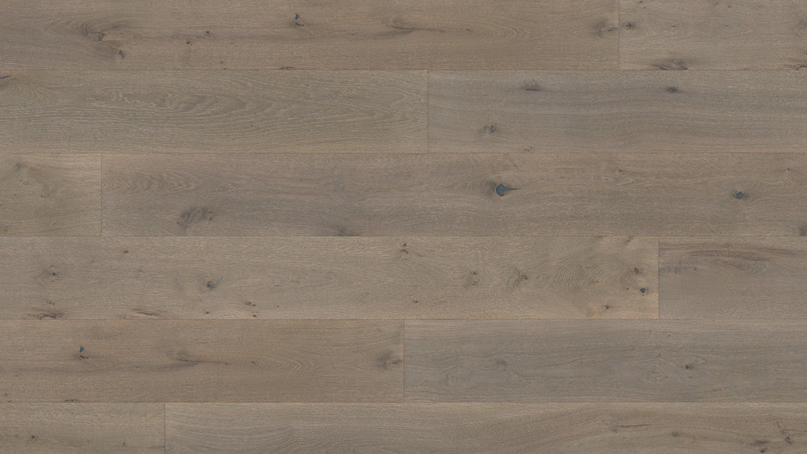 Chateau Oak Silver Finch